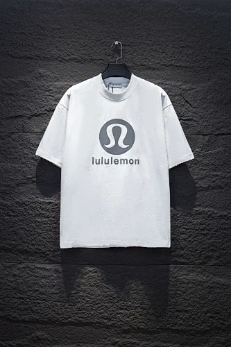 LULULEMON T-Shirt