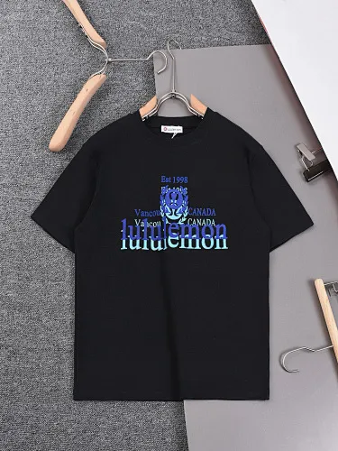 LULULEMON T-Shirt