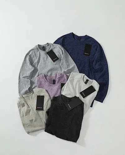 LULULEMON T-Shirt