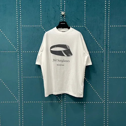 Balenciaga T-Shirt