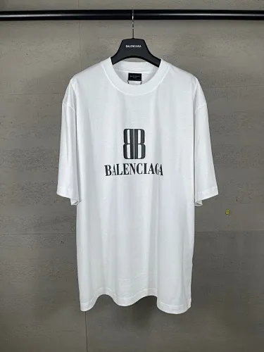 Balenciaga T-Shirt