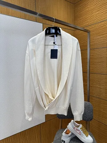 Louis Vuitton Cardigan