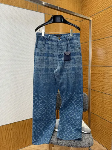 Louis Vuitton Pants