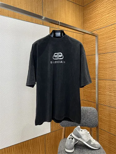 Balenciaga T-Shirt
