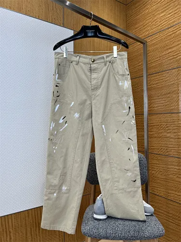 Louis Vuitton Pants