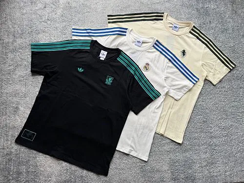 ADIDAS T-Shirt