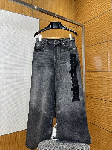 Balenciaga Jeans