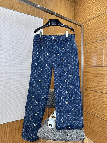 Louis Vuitton Pants