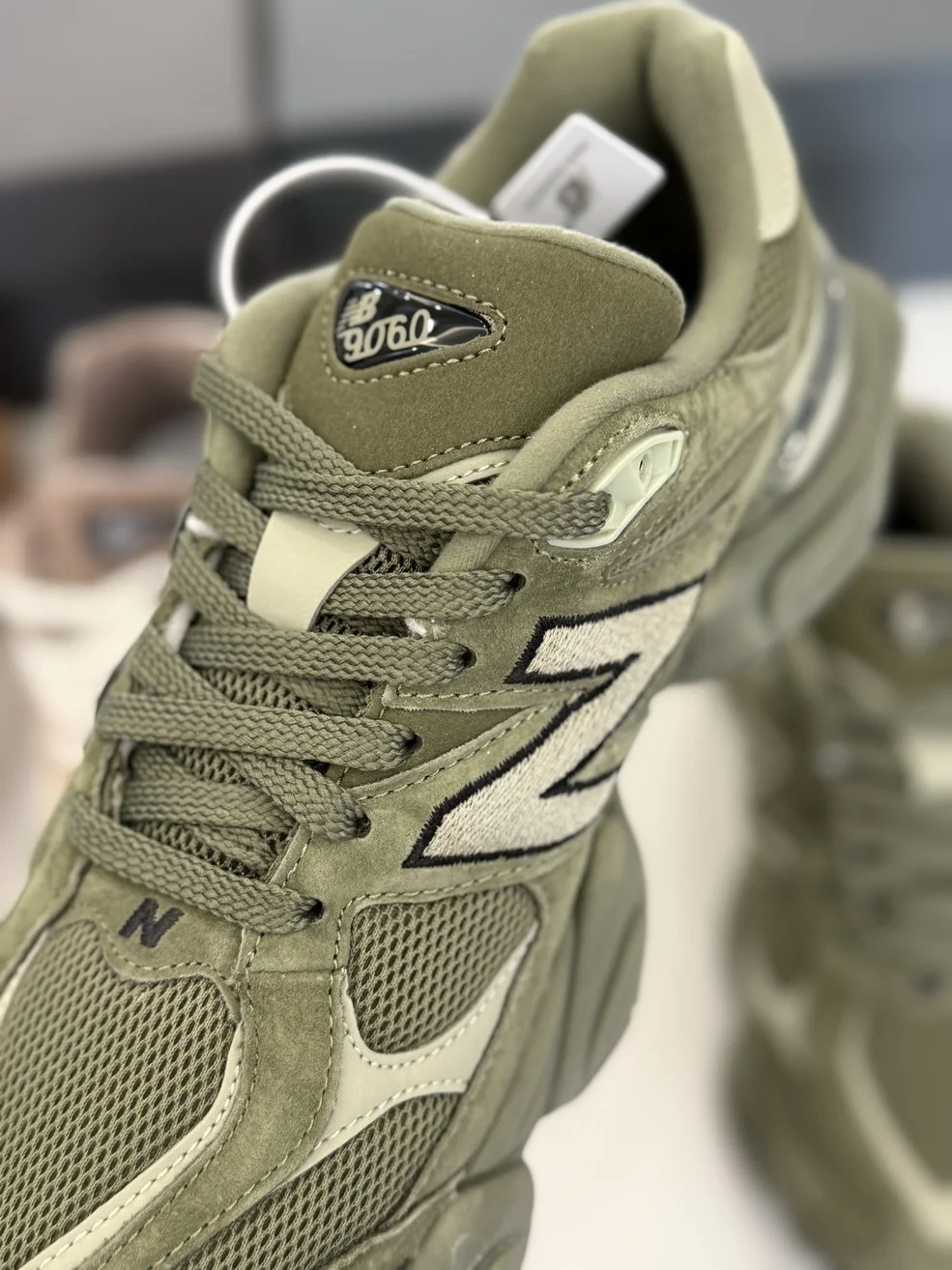 New Balance 9060