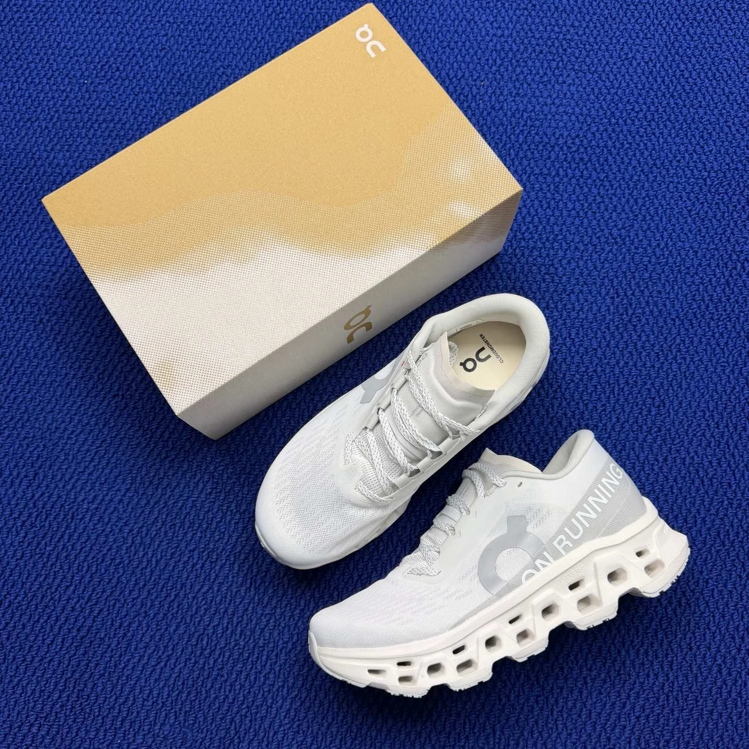 ON Sneakers
