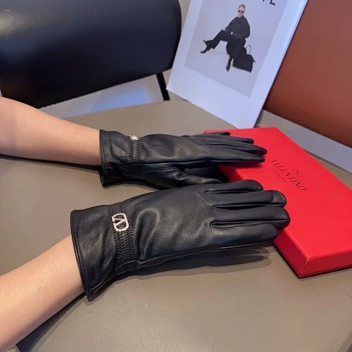 Dior Gloves