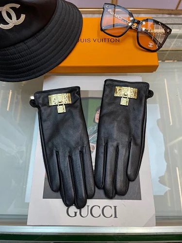 Louis Vuitton Gloves