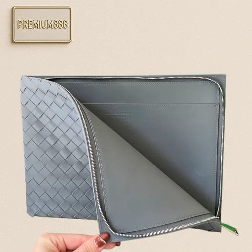 Bottega Veneta Wallet