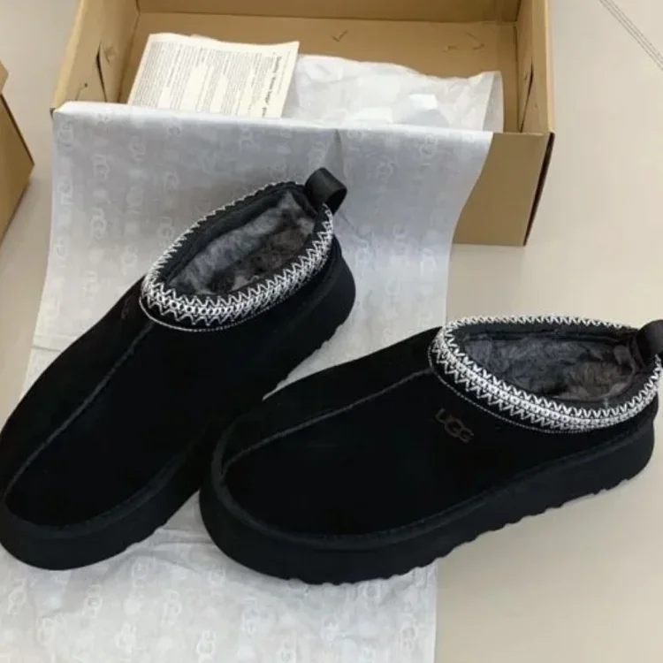 UGG